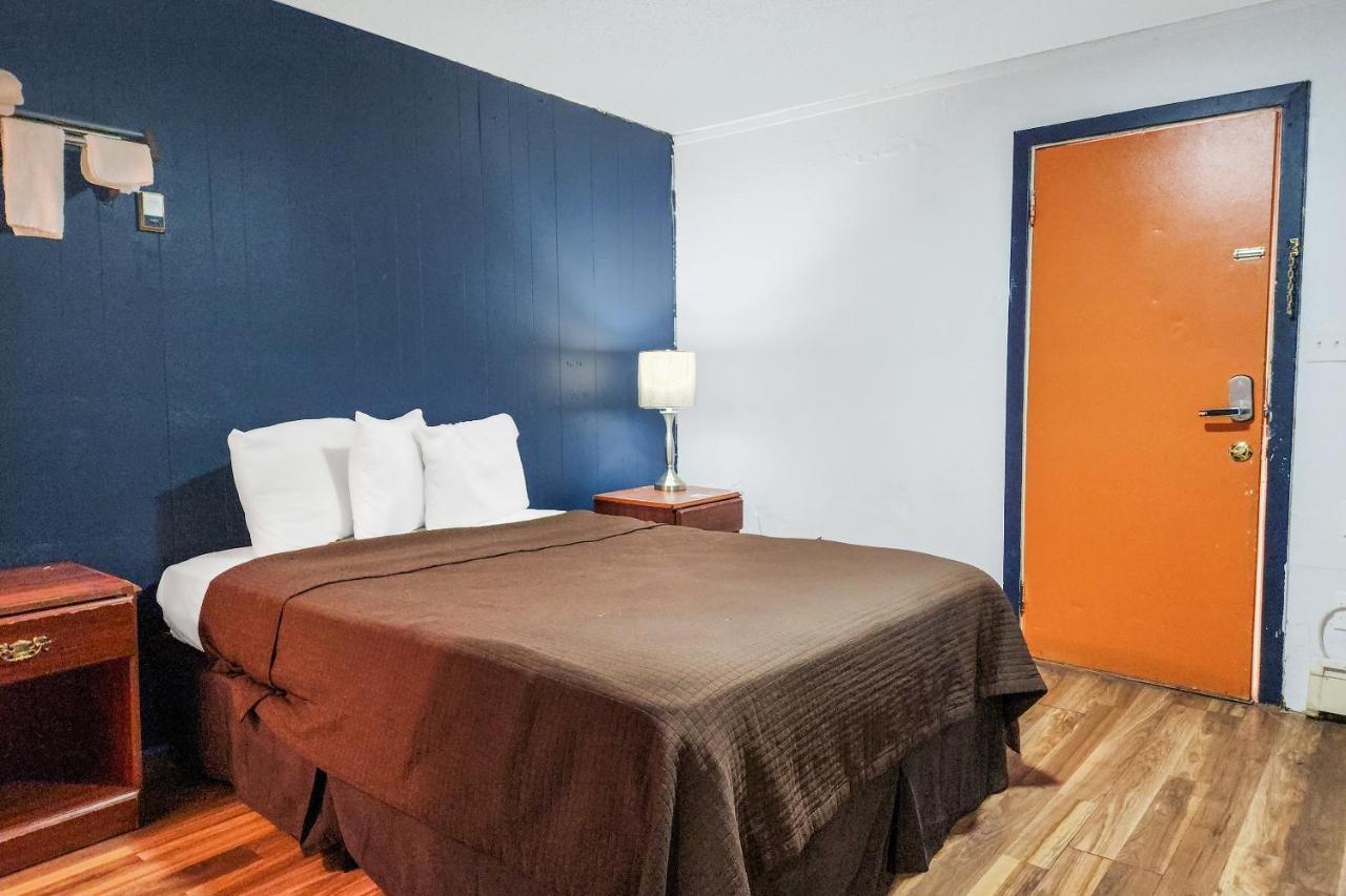 Oyo Hotel Colby, Ks المظهر الخارجي الصورة