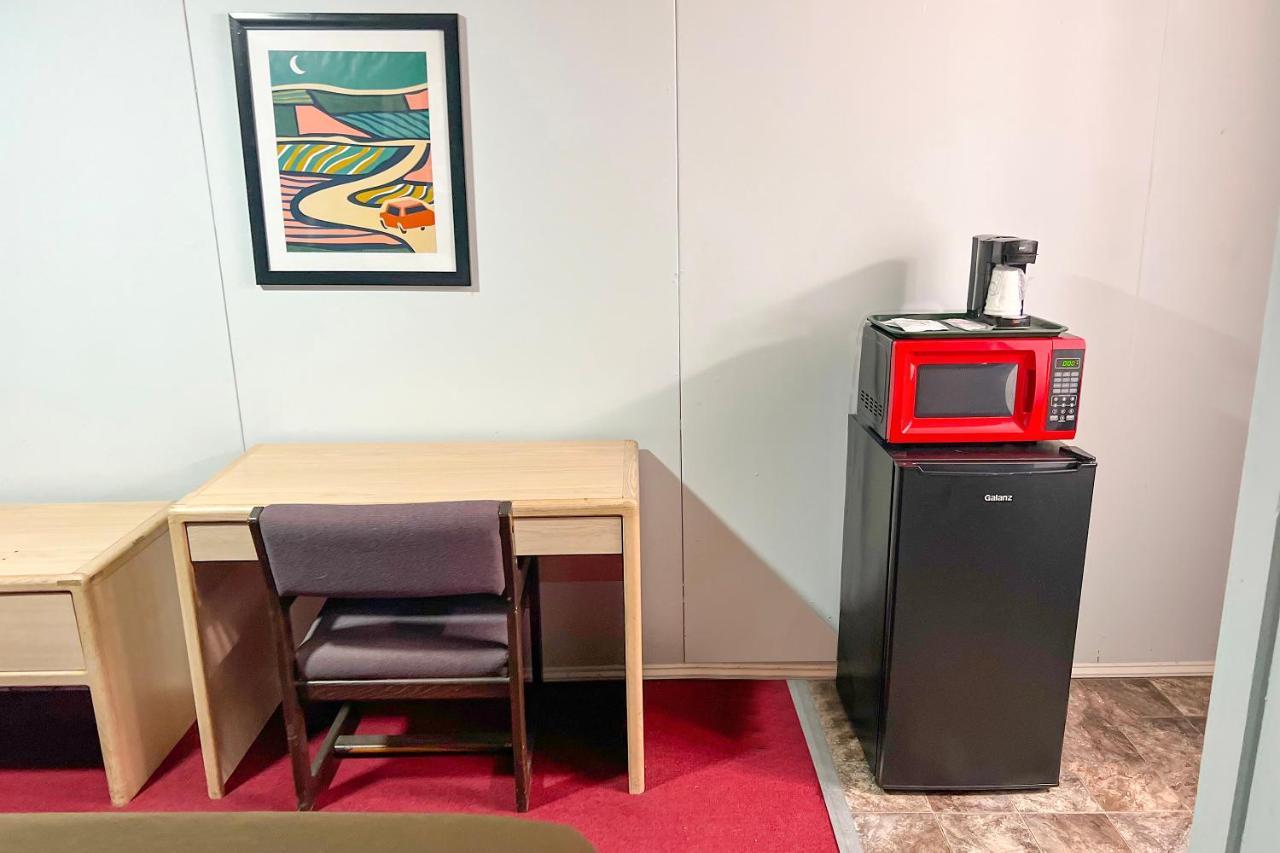Oyo Hotel Colby, Ks المظهر الخارجي الصورة