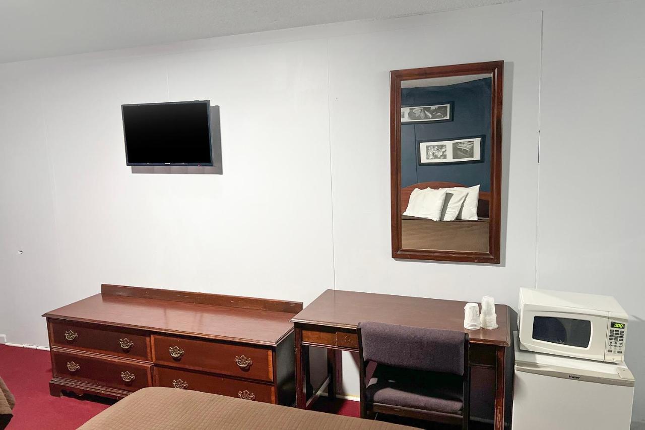 Oyo Hotel Colby, Ks المظهر الخارجي الصورة